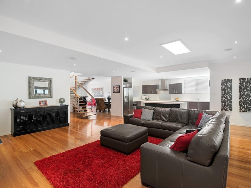 2 Farm Street, Speers Point NSW 2284