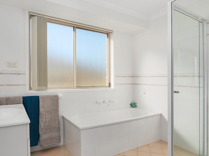 11 Peppertree Circuit, Aberglasslyn NSW 2320