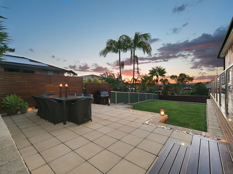 77 Glad Gunson Drive, Eleebana NSW 2282