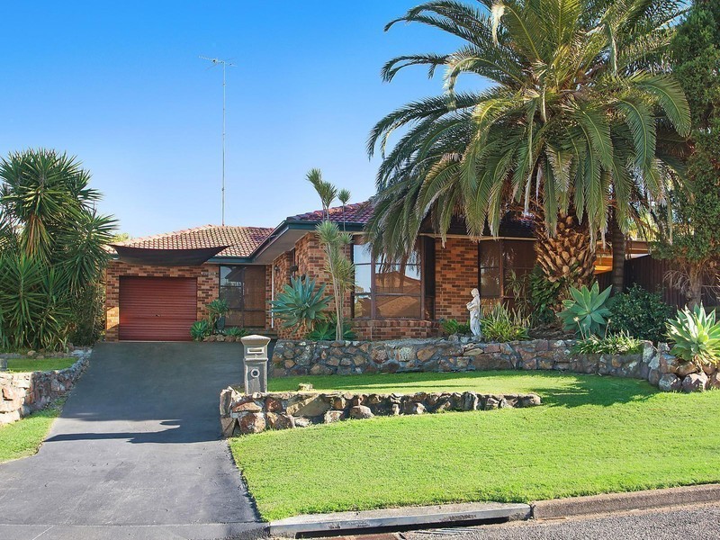 2 Liddell Avenue, Rutherford NSW 2320