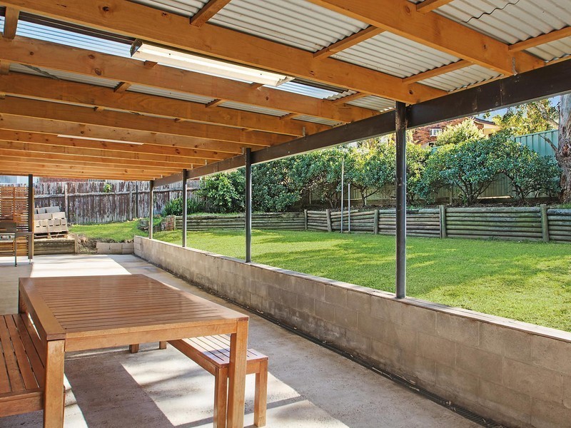 2 Liddell Avenue, Rutherford NSW 2320