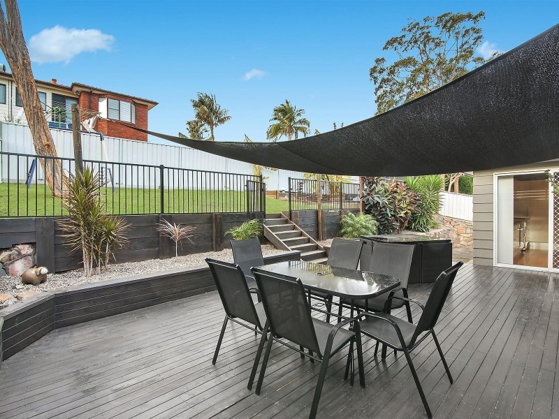 11 Lawson Road, Macquarie Hills NSW 2285