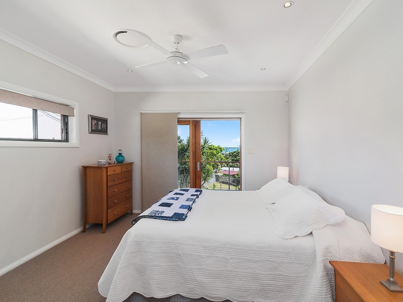 9 Vista Parade, Belmont NSW 2280