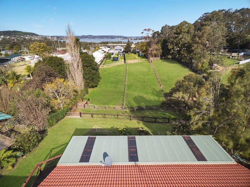 12 Quarry Road, Teralba NSW 2284