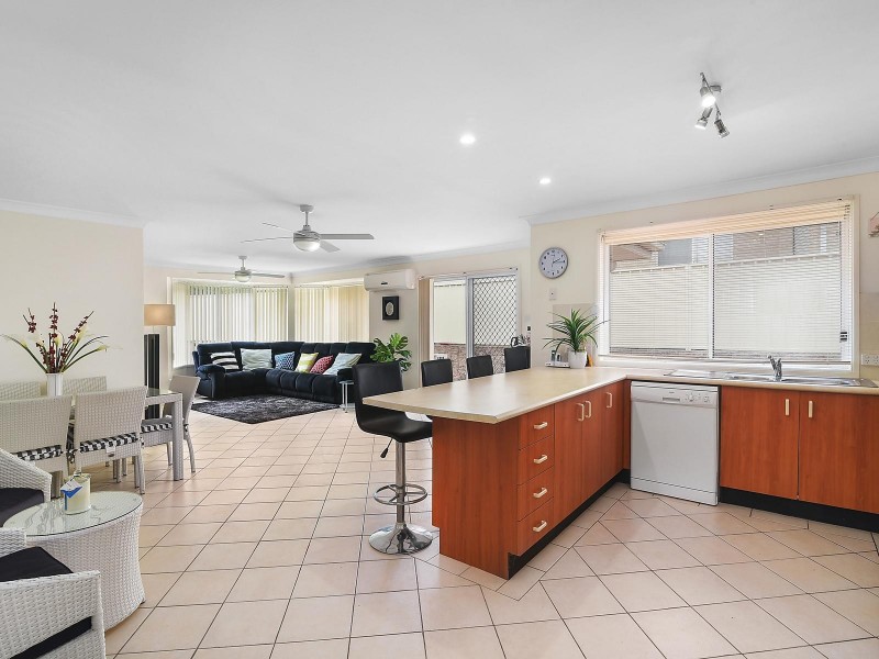 1 Imperial Close, Floraville NSW 2280