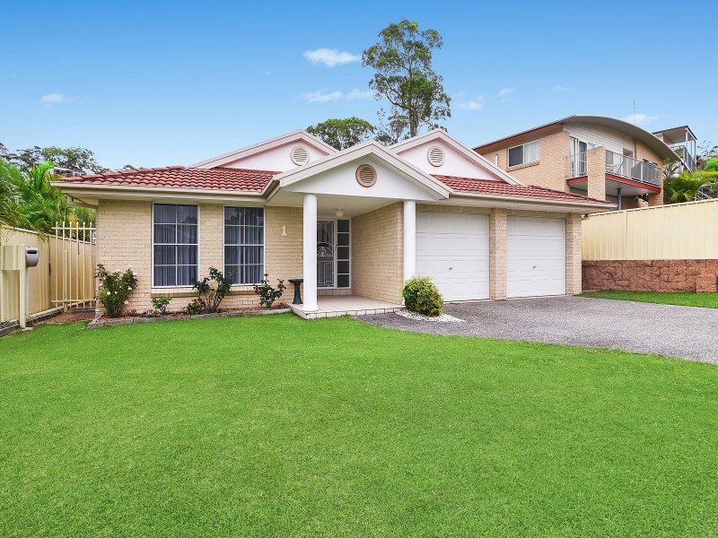 1 Imperial Close, Floraville NSW 2280