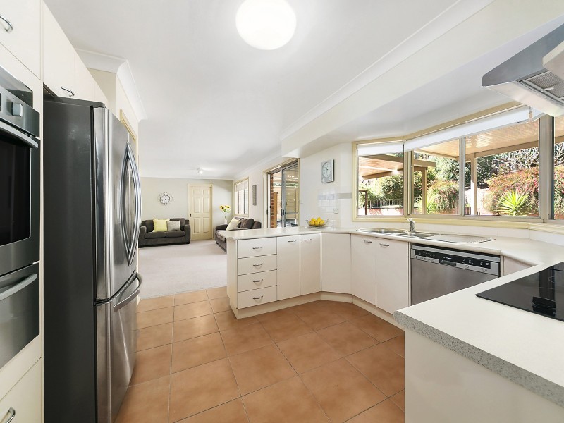 59 Seaview Close, Eleebana NSW 2282