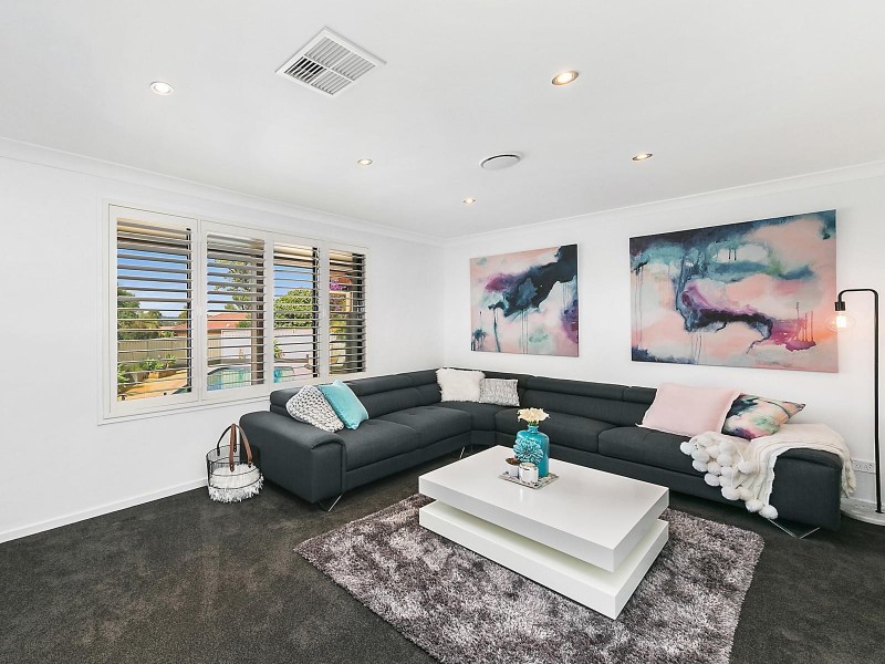 15 Rydal Road, Lakelands NSW 2282