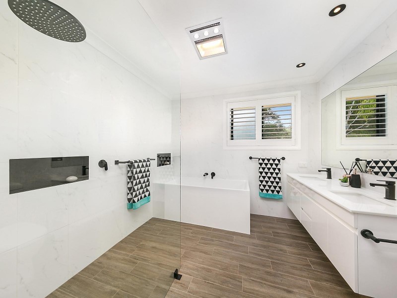 15 Rydal Road, Lakelands NSW 2282