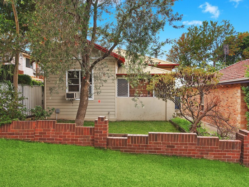 59 Woodstock Street, Mayfield NSW 2304