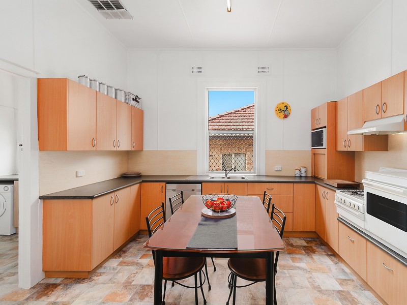 59 Woodstock Street, Mayfield NSW 2304