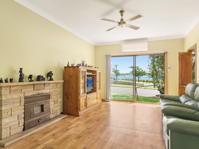 2 Third Street, Booragul NSW 2284