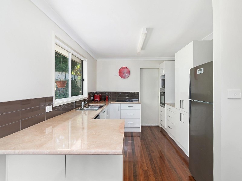 18 Taranaki Place, Macquarie Hills NSW 2285