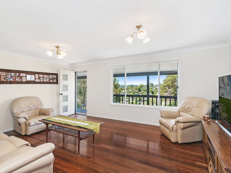 18 Taranaki Place, Macquarie Hills NSW 2285