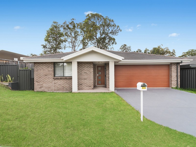 111 Northlakes Drive, Cameron Park NSW 2285