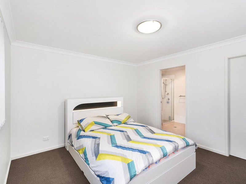 111 Northlakes Drive, Cameron Park NSW 2285