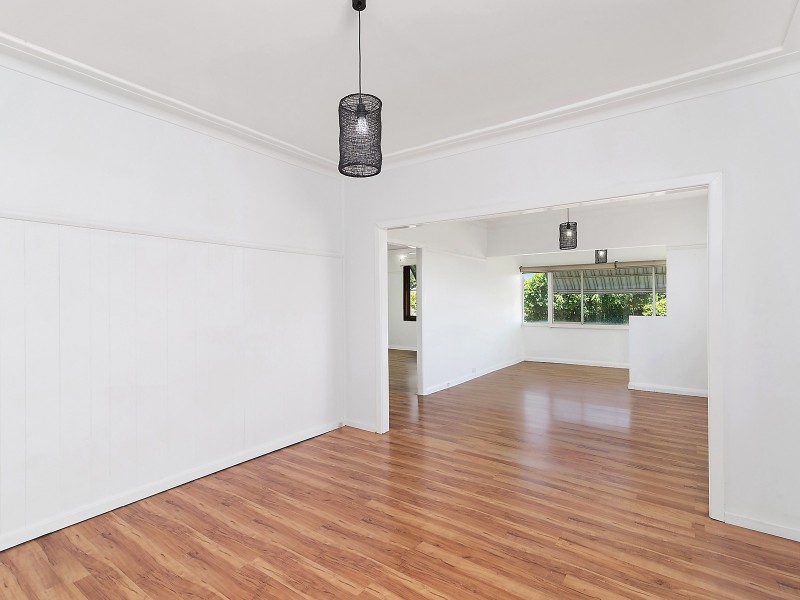 28 Yorston Street, Warners Bay NSW 2282