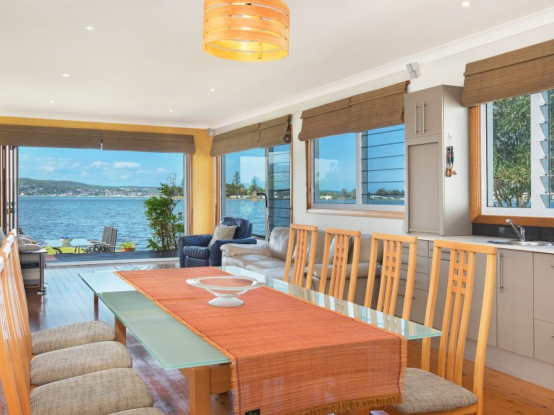 7 Village Bay Close, Marks Point NSW 2280