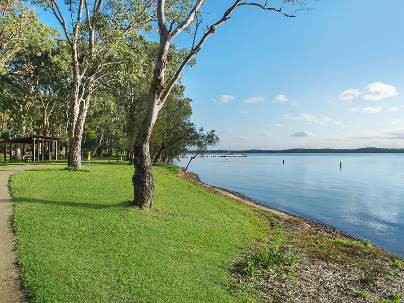 10 Nautical Close, Murrays Beach NSW 2281
