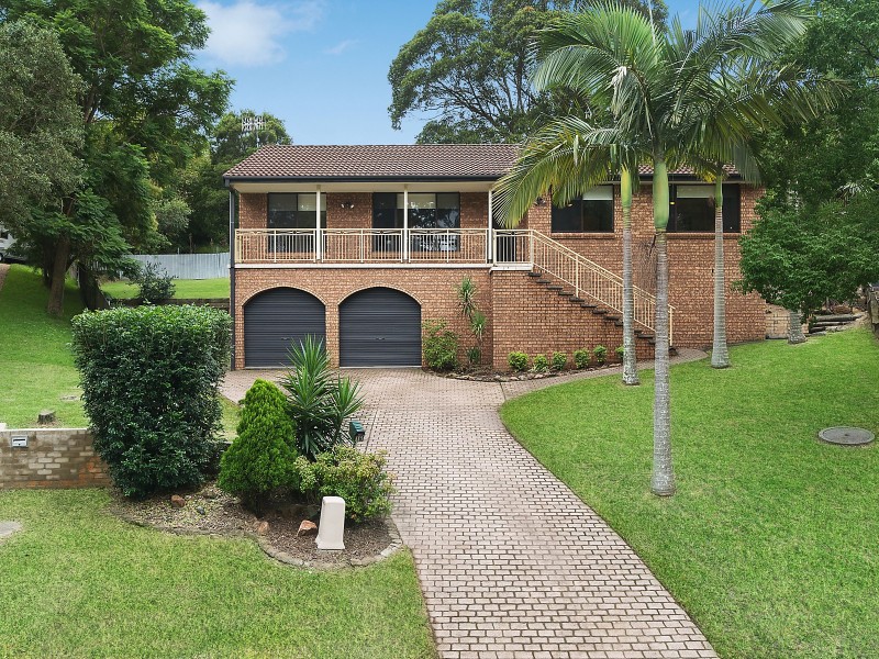 16 Maclean Close, Cardiff NSW 2285