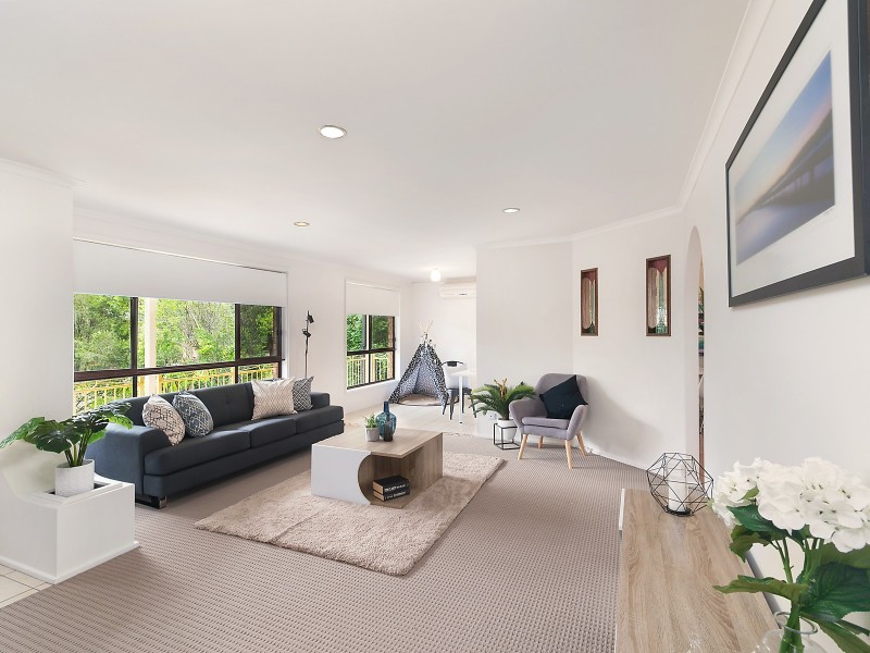 16 Maclean Close, Cardiff NSW 2285