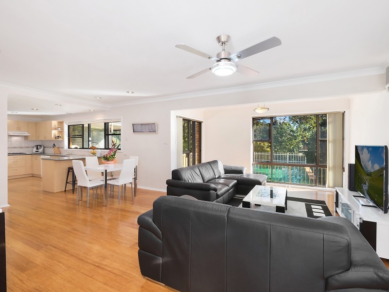 45 Dalwood Close, Eleebana NSW 2282