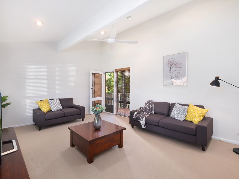 45 Dalwood Close, Eleebana NSW 2282