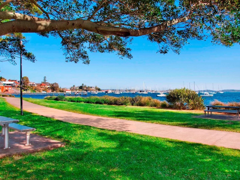 153 Marks Point Road, Marks Point NSW 2280