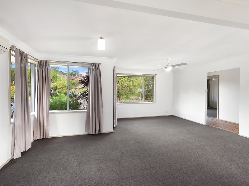 7 Delasala Drive, Macquarie Hills NSW 2285