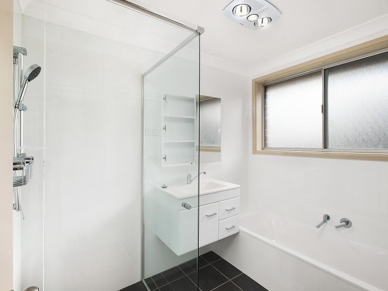 7 Delasala Drive, Macquarie Hills NSW 2285