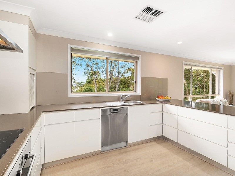11 Twin View Court, Belmont North NSW 2280