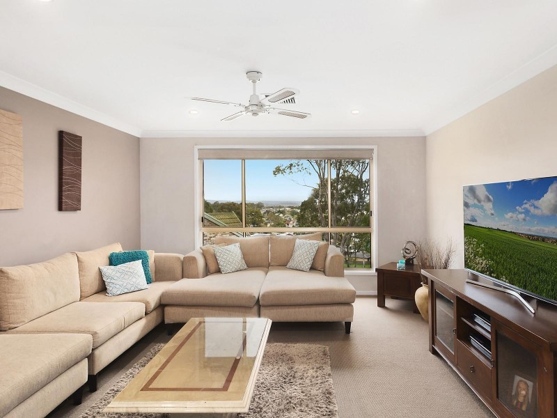 11 Twin View Court, Belmont North NSW 2280