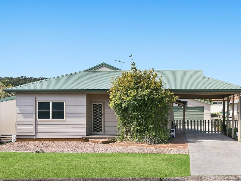 14 Fourth Street, Cardiff South NSW 2285