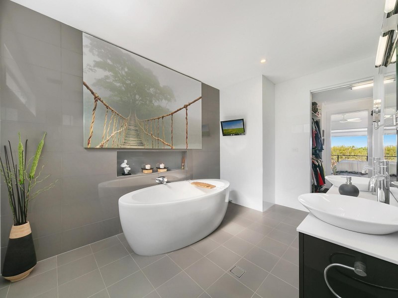 7 Joseph Palmer Close, Speers Point NSW 2284