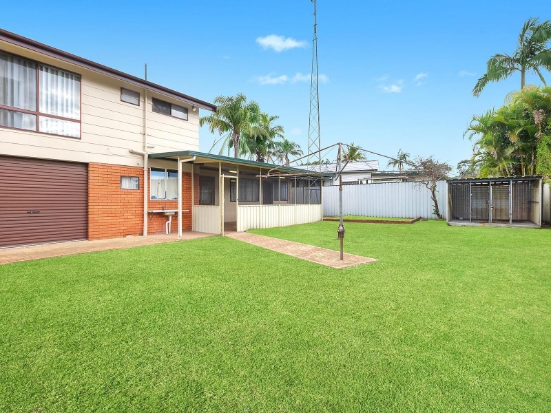 11 Cobbin Parade, Belmont NSW 2280