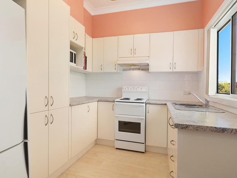 1 Jonathan Street, Warners Bay NSW 2282