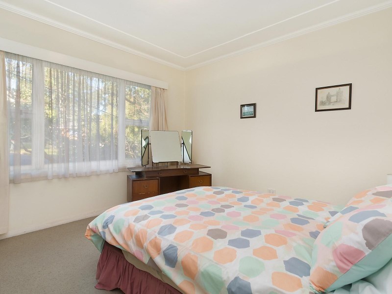 1 Jonathan Street, Warners Bay NSW 2282