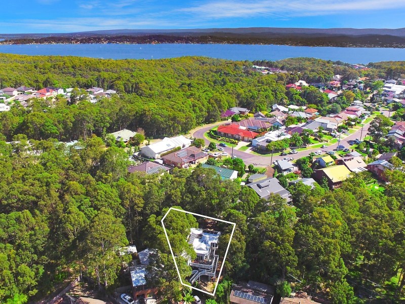 10 Lloyd Court, Valentine NSW 2280