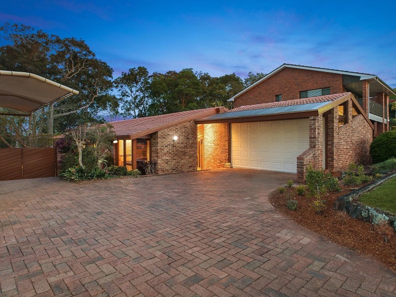 42 Dalwood Close, Eleebana NSW 2282