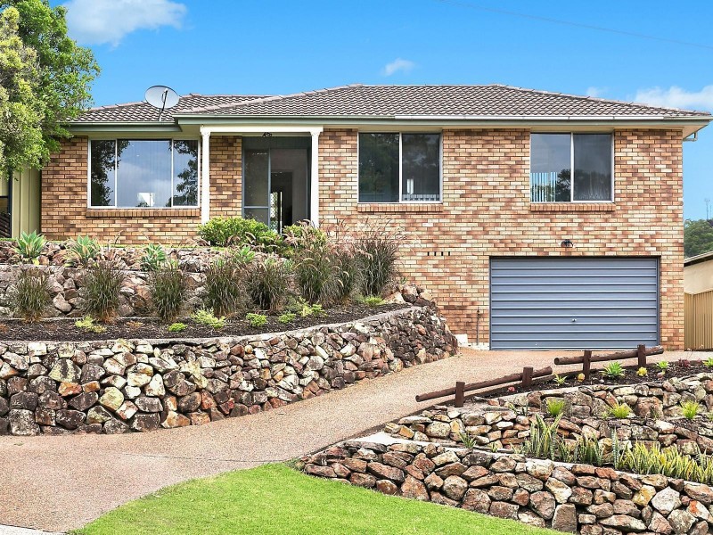 61 Kenley Crescent, Macquarie Hills NSW 2285
