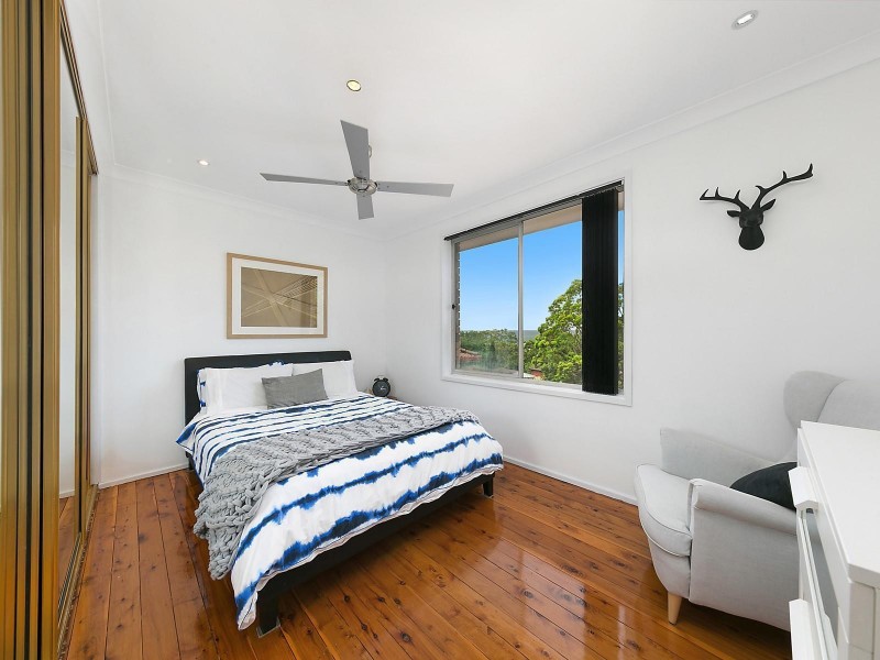 61 Kenley Crescent, Macquarie Hills NSW 2285