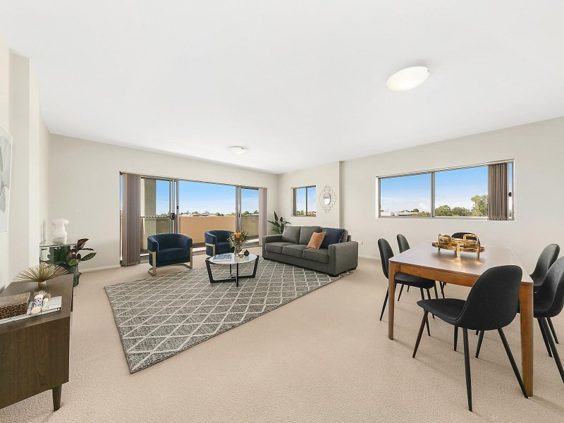 201/215-217 Pacific Highway, Charlestown NSW 2290