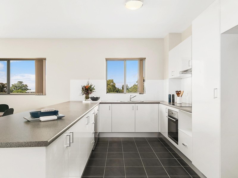 201/215-217 Pacific Highway, Charlestown NSW 2290