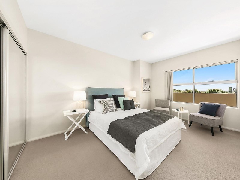 201/215-217 Pacific Highway, Charlestown NSW 2290