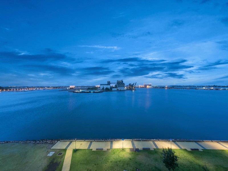 602/19 Honeysuckle Drive, Newcastle NSW 2300