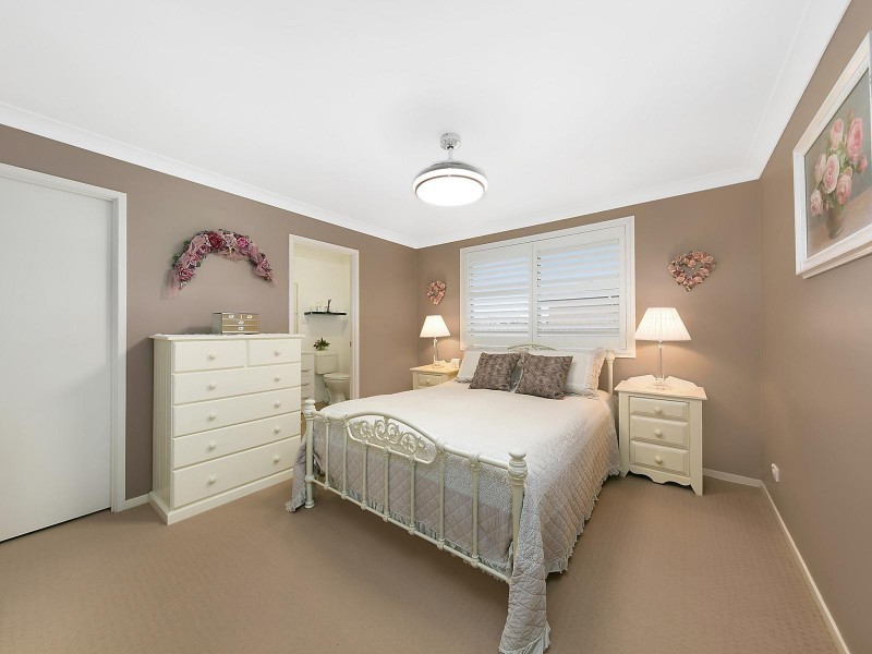 11 Fonda Avenue, Rutherford NSW 2320