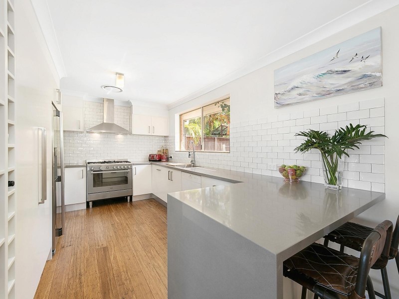 7 Clearbrook Close, Eleebana NSW 2282