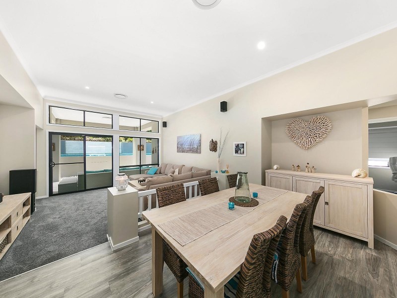 7 Whipbird Way, Belmont NSW 2280
