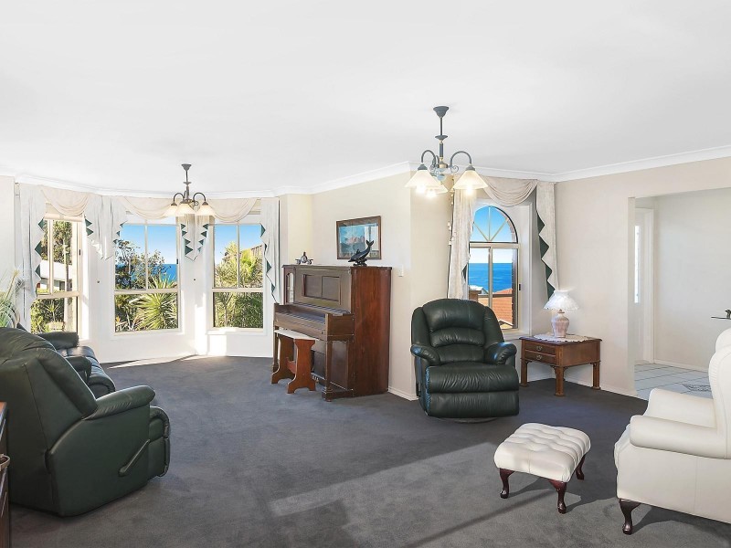 Caves Beach NSW 2281