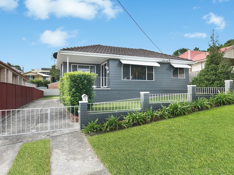 7 Council Street, Speers Point NSW 2284